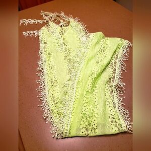 Green Lace Scarf